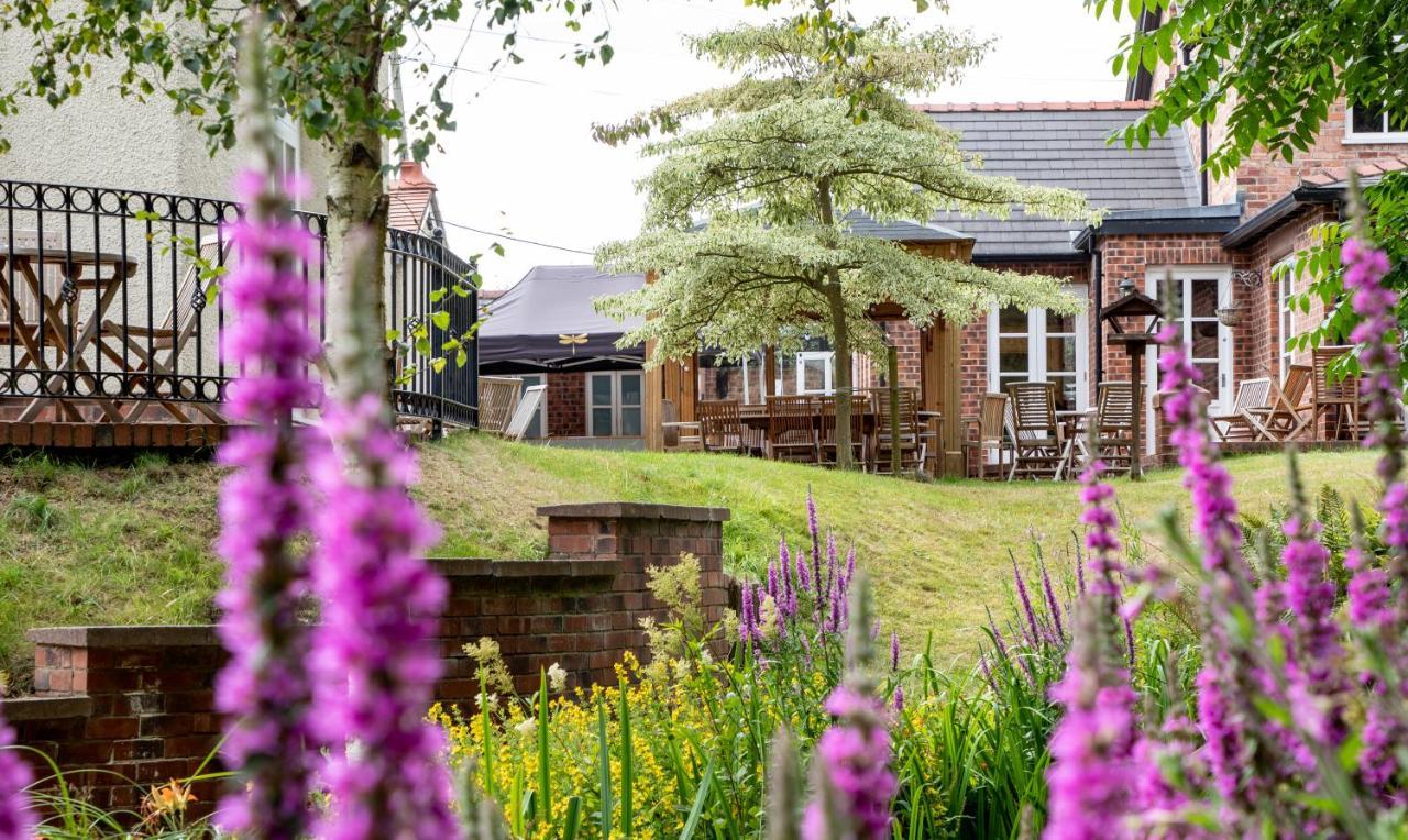 Mere Brook House วิรัล ภายนอก รูปภาพ